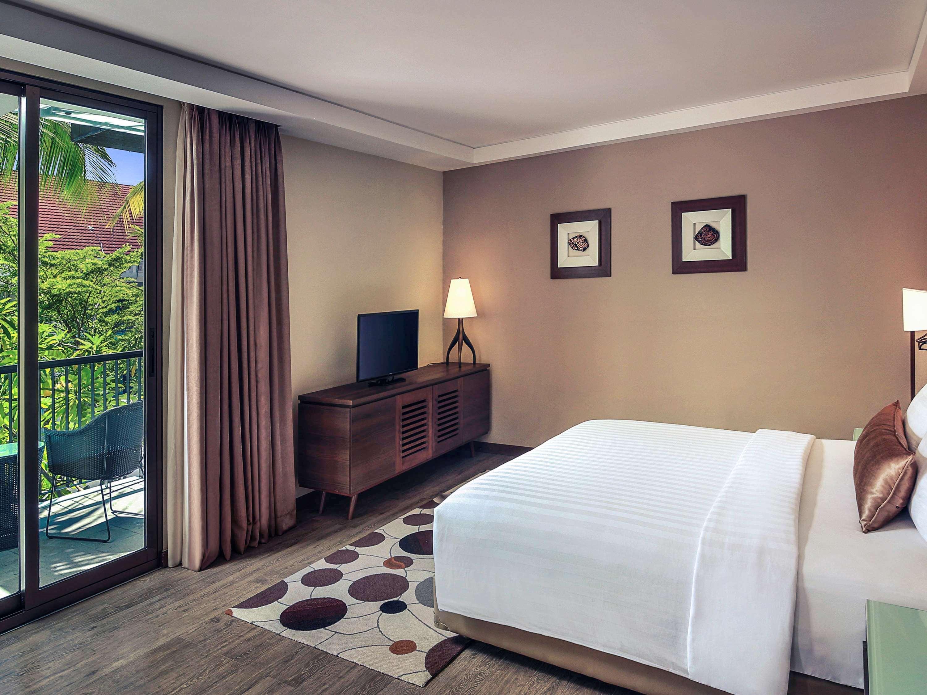 Mercure Bali Legian Exterior photo