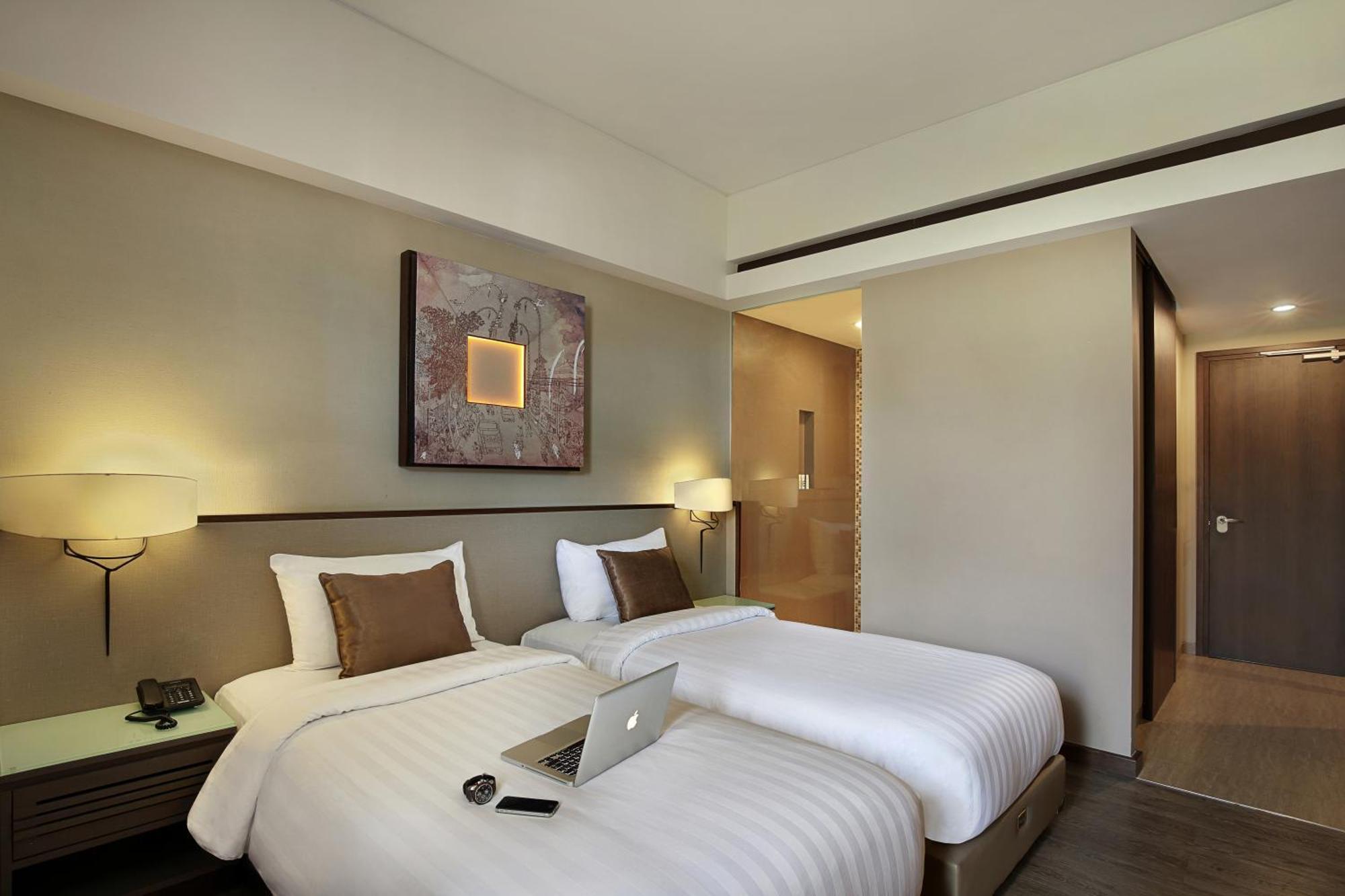 Mercure Bali Legian Exterior photo
